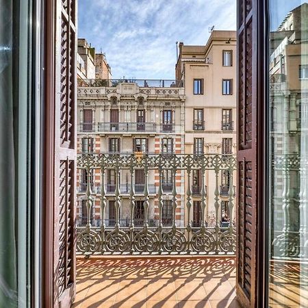 Perfectly Located 4Bed 4Bath Apartment In Barcelona 3 1 외부 사진