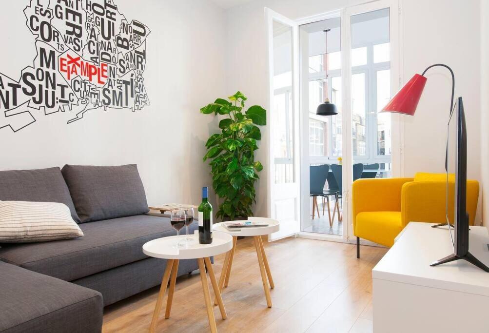 Perfectly Located 4Bed 4Bath Apartment In Barcelona 3 1 외부 사진