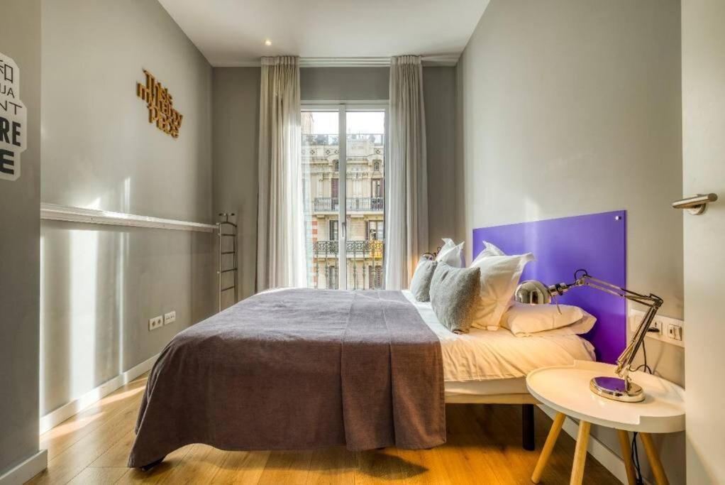 Perfectly Located 4Bed 4Bath Apartment In Barcelona 3 1 외부 사진