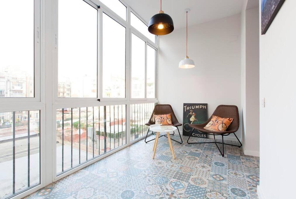 Perfectly Located 4Bed 4Bath Apartment In Barcelona 3 1 외부 사진