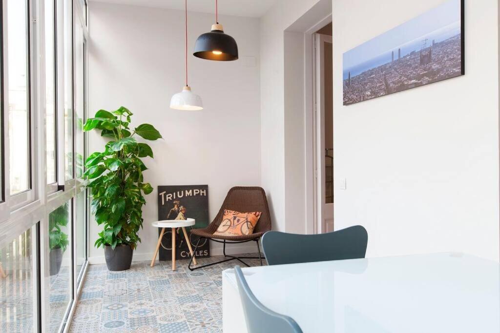 Perfectly Located 4Bed 4Bath Apartment In Barcelona 3 1 외부 사진