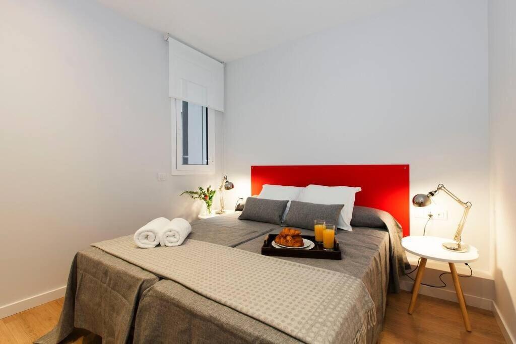 Perfectly Located 4Bed 4Bath Apartment In Barcelona 3 1 외부 사진